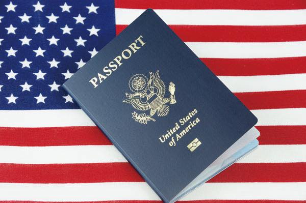 アメリカ　国籍　パスポート　市民権